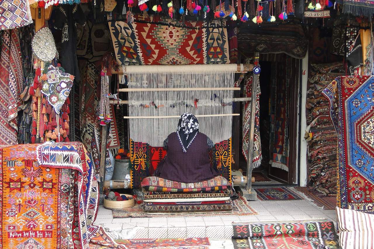 Kapadokya'da halı dokuma